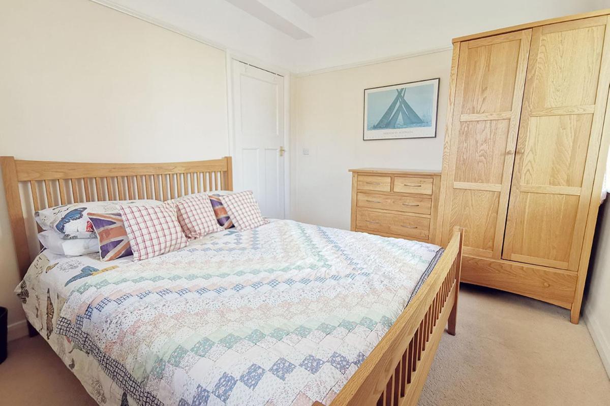 Cae Grugog Cottage-3 Bed-Sleeps 6-Ground Floor Bathroom Trearddur Exterior photo
