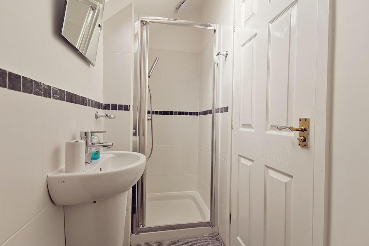 Cae Grugog Cottage-3 Bed-Sleeps 6-Ground Floor Bathroom Trearddur Exterior photo